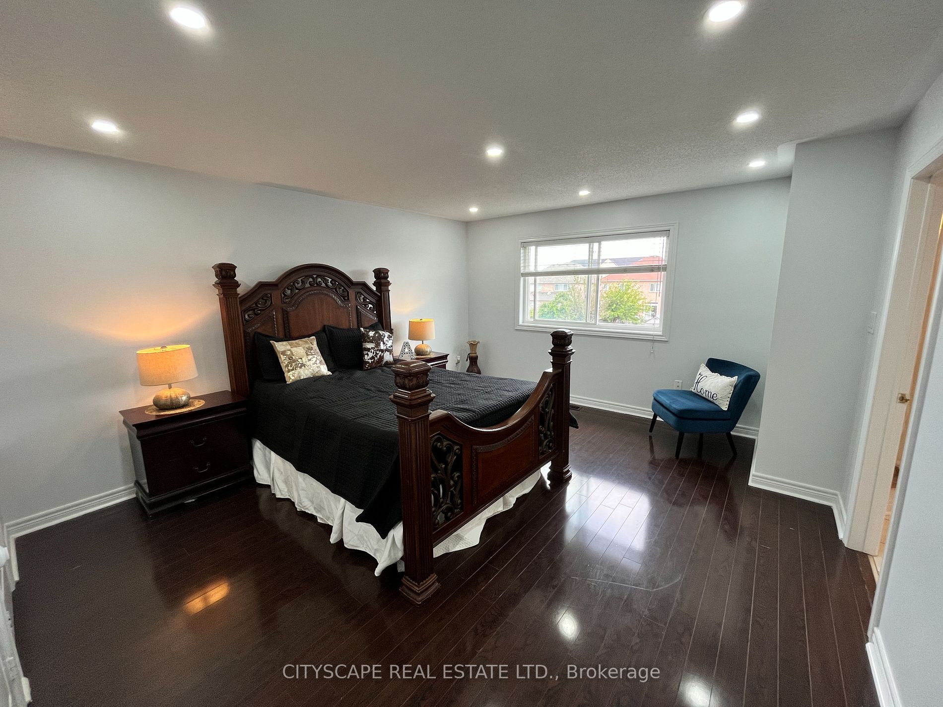 5033 Dubonet Dr