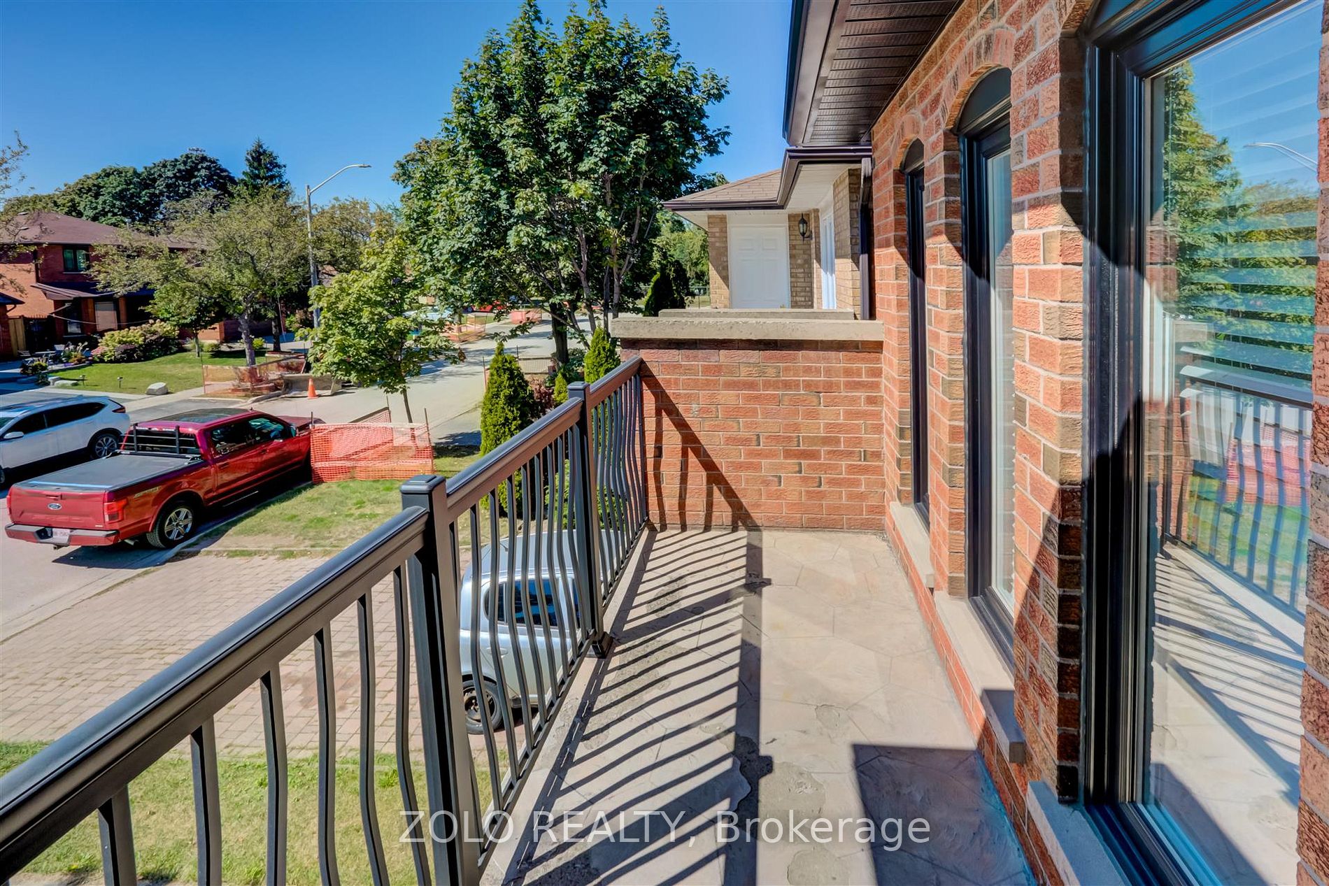 4303 Curia Cres
