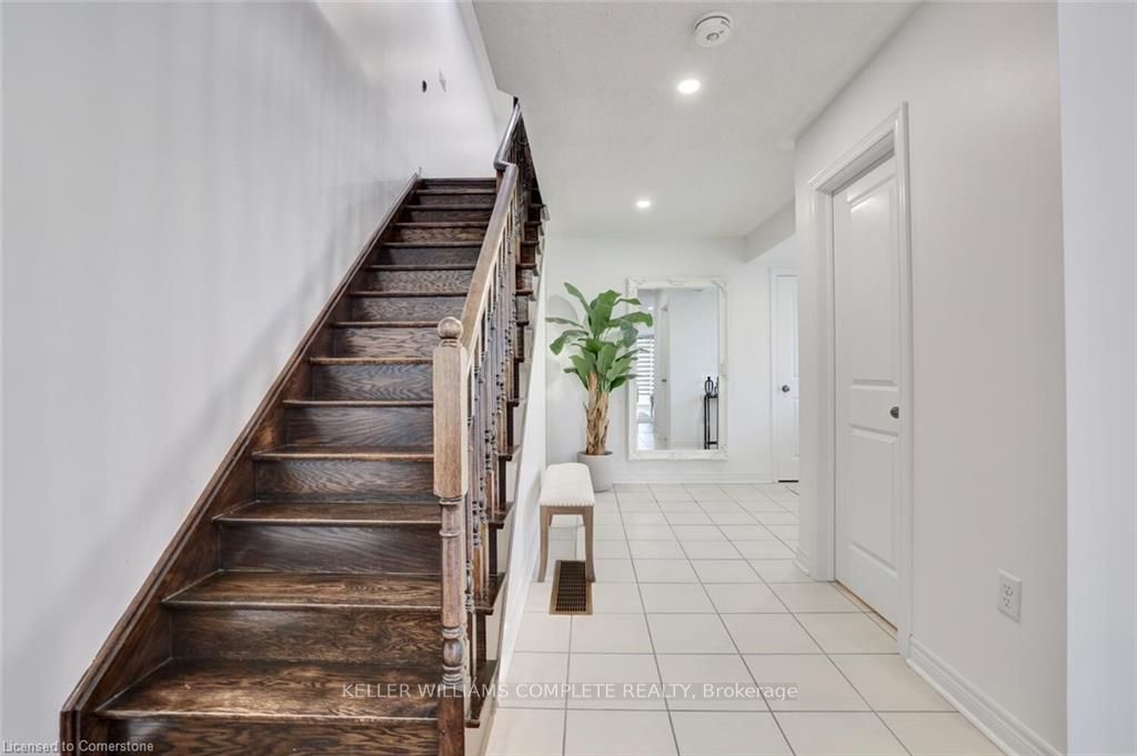 63 Hogan Manor Dr