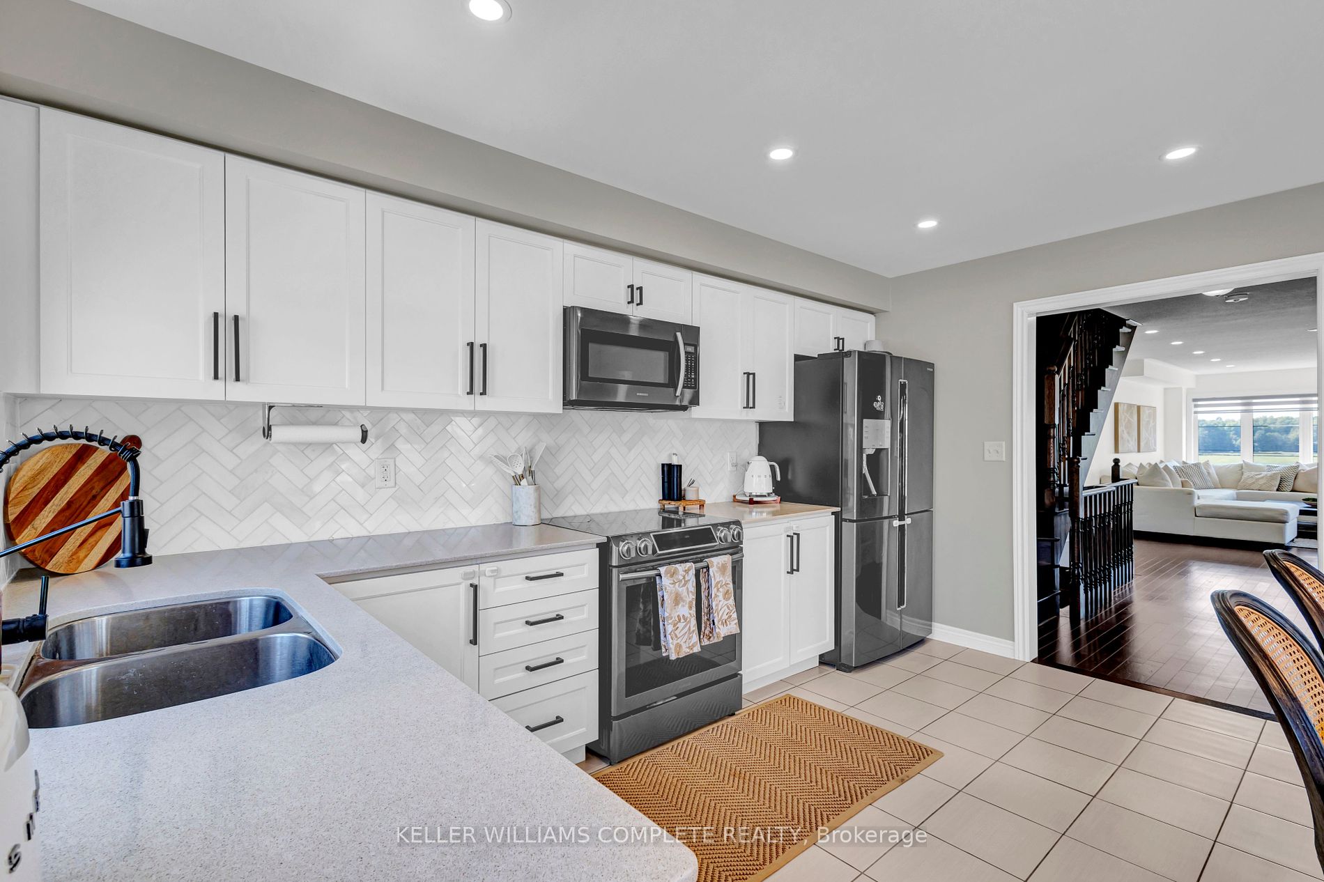 63 Hogan Manor Dr