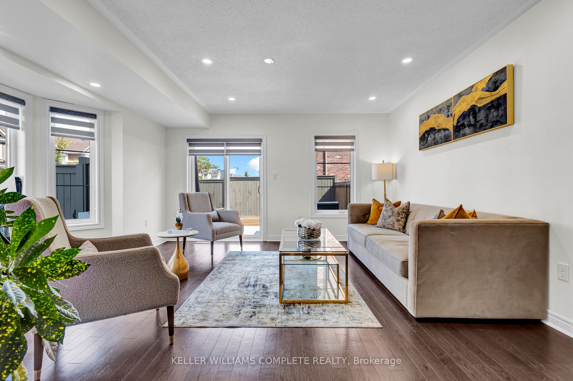 63 Hogan Manor Dr