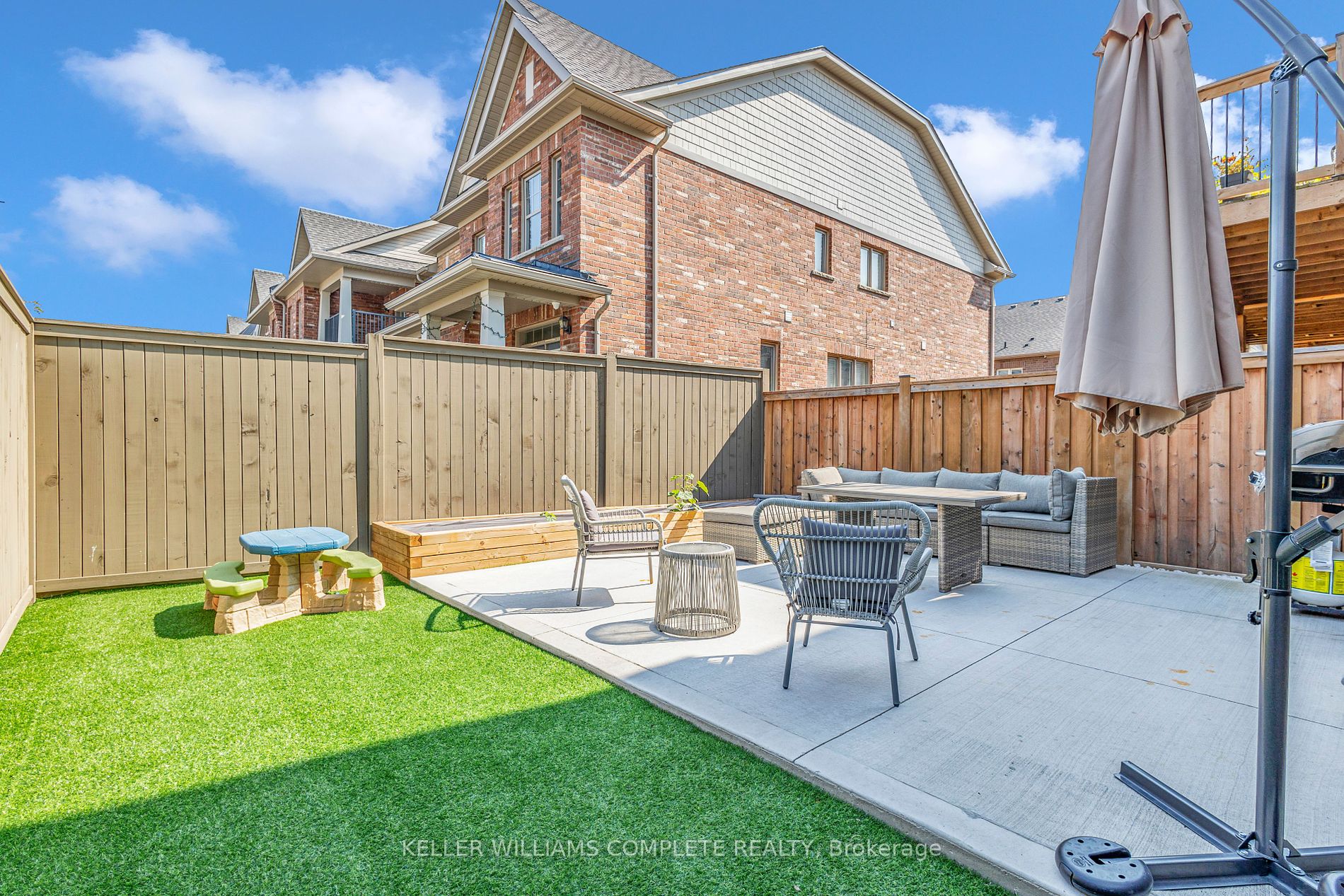 63 Hogan Manor Dr