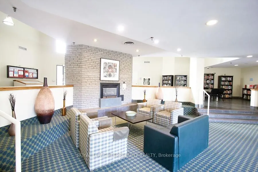 2155 Burnhamthorpe Rd W, #612