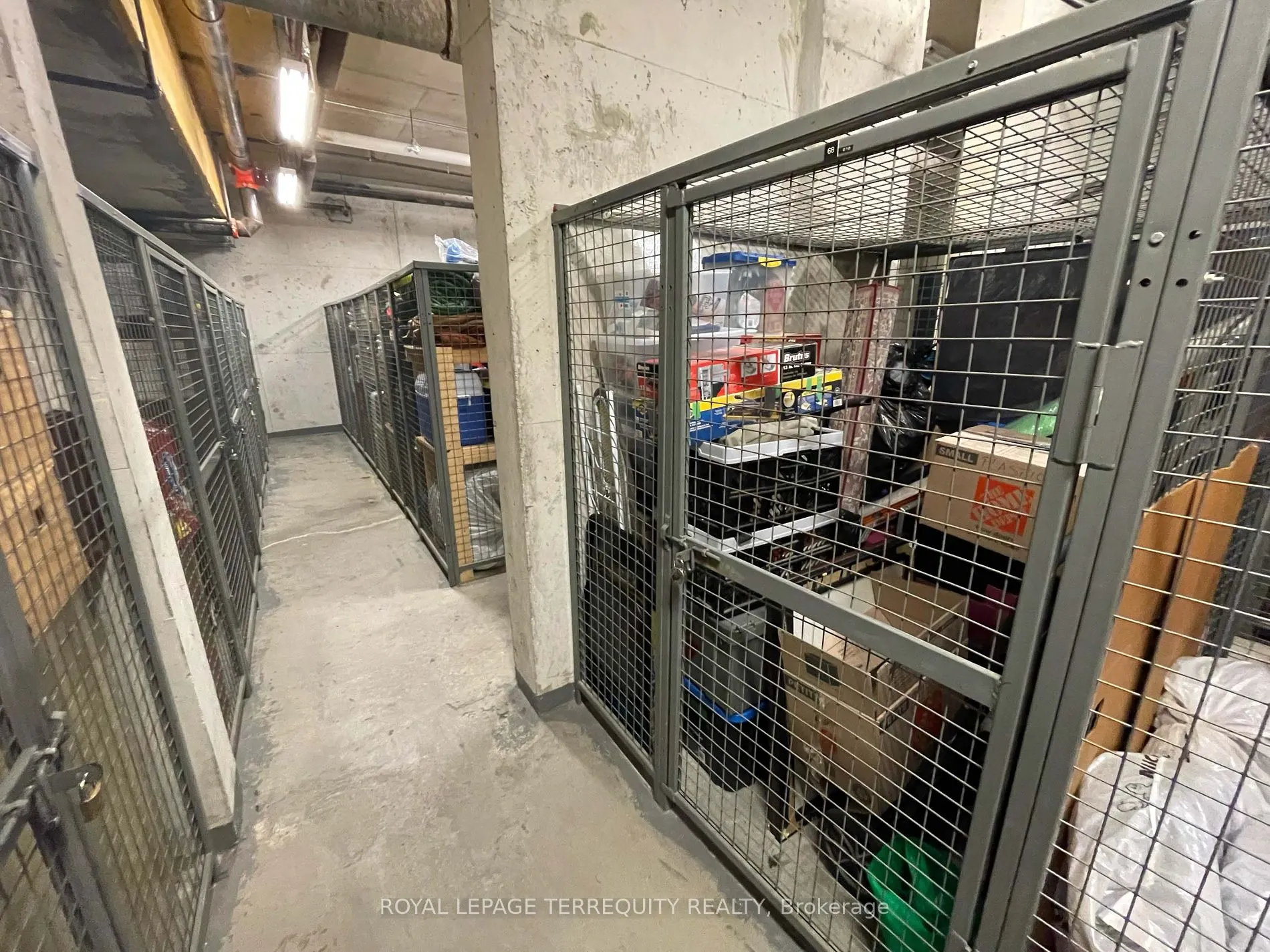 2155 Burnhamthorpe Rd W, #612