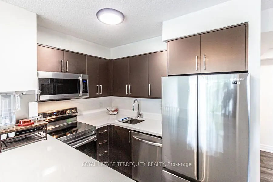 2155 Burnhamthorpe Rd W, #612