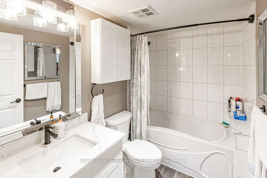 2155 Burnhamthorpe Rd W, #612