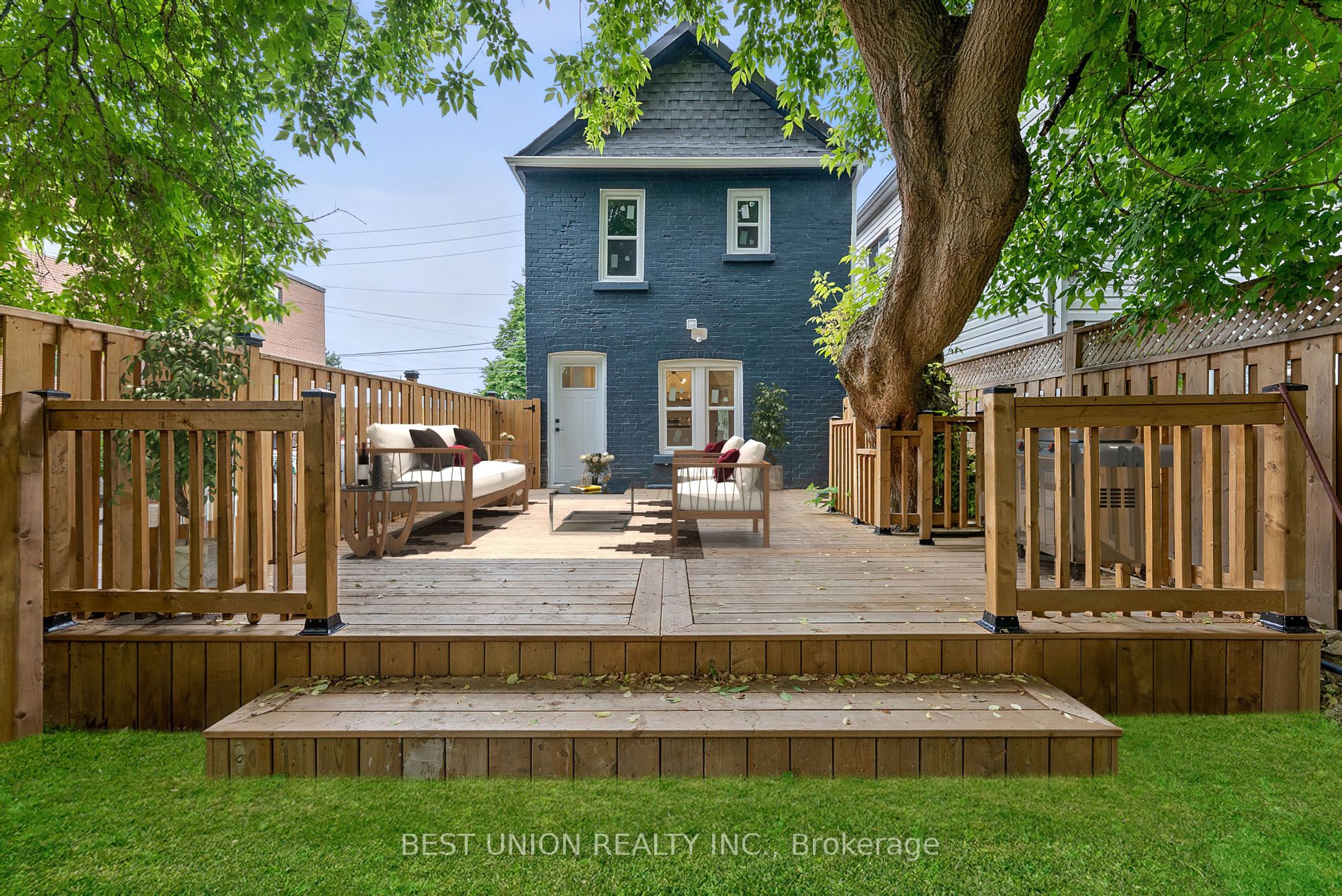 15 Burlington St