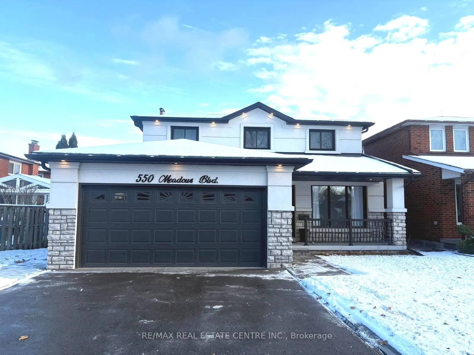 550 Meadows Blvd