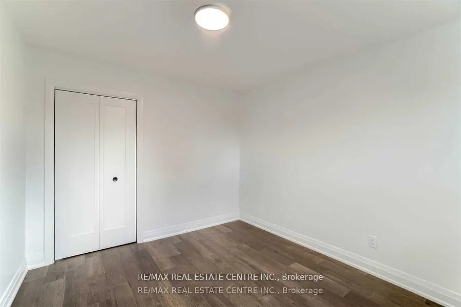 550 Meadows Blvd