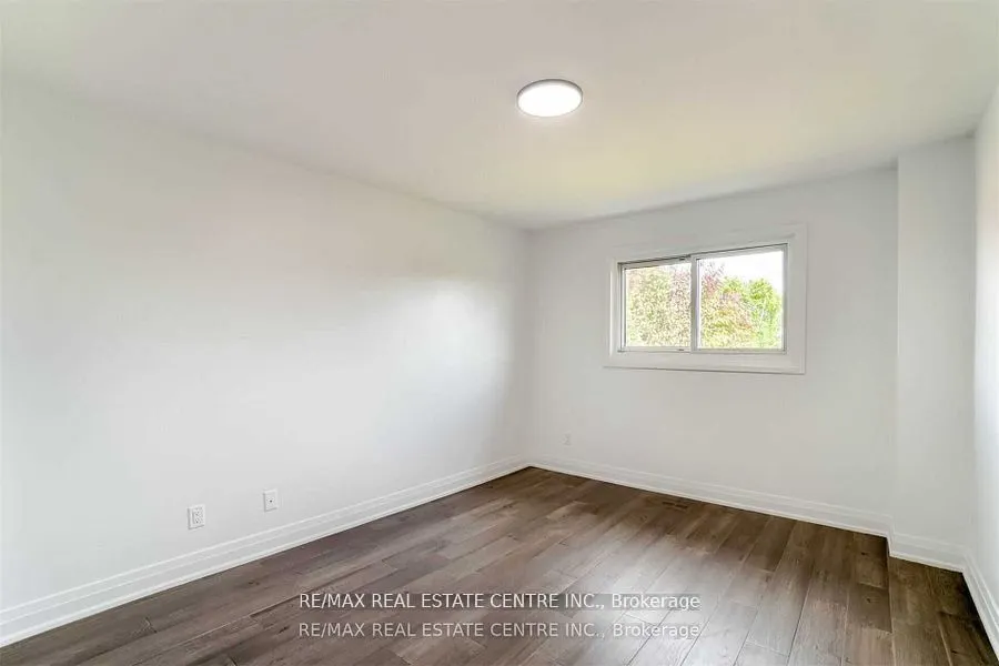 550 Meadows Blvd