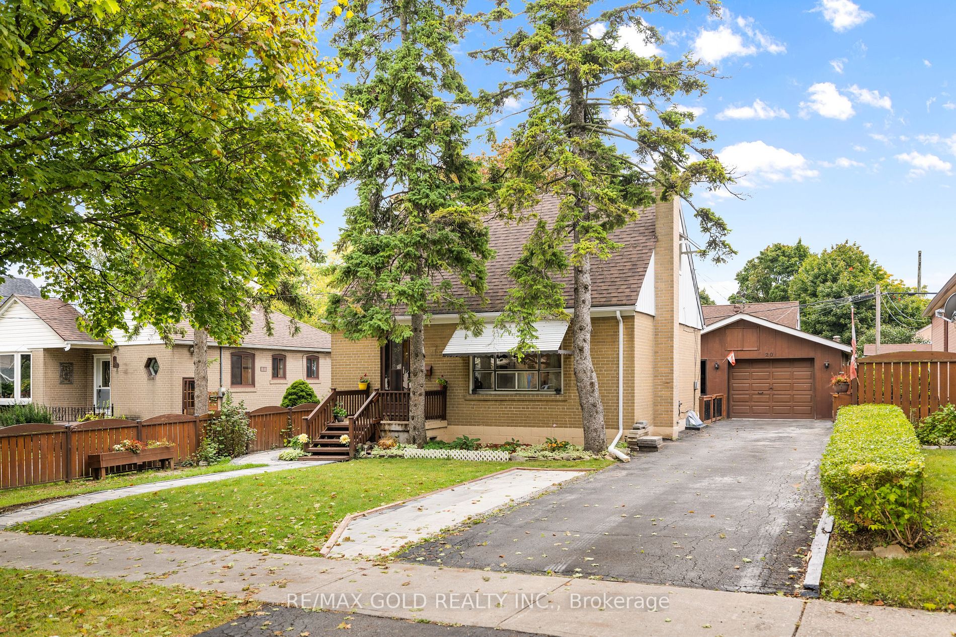 20 Hatfield Cres
