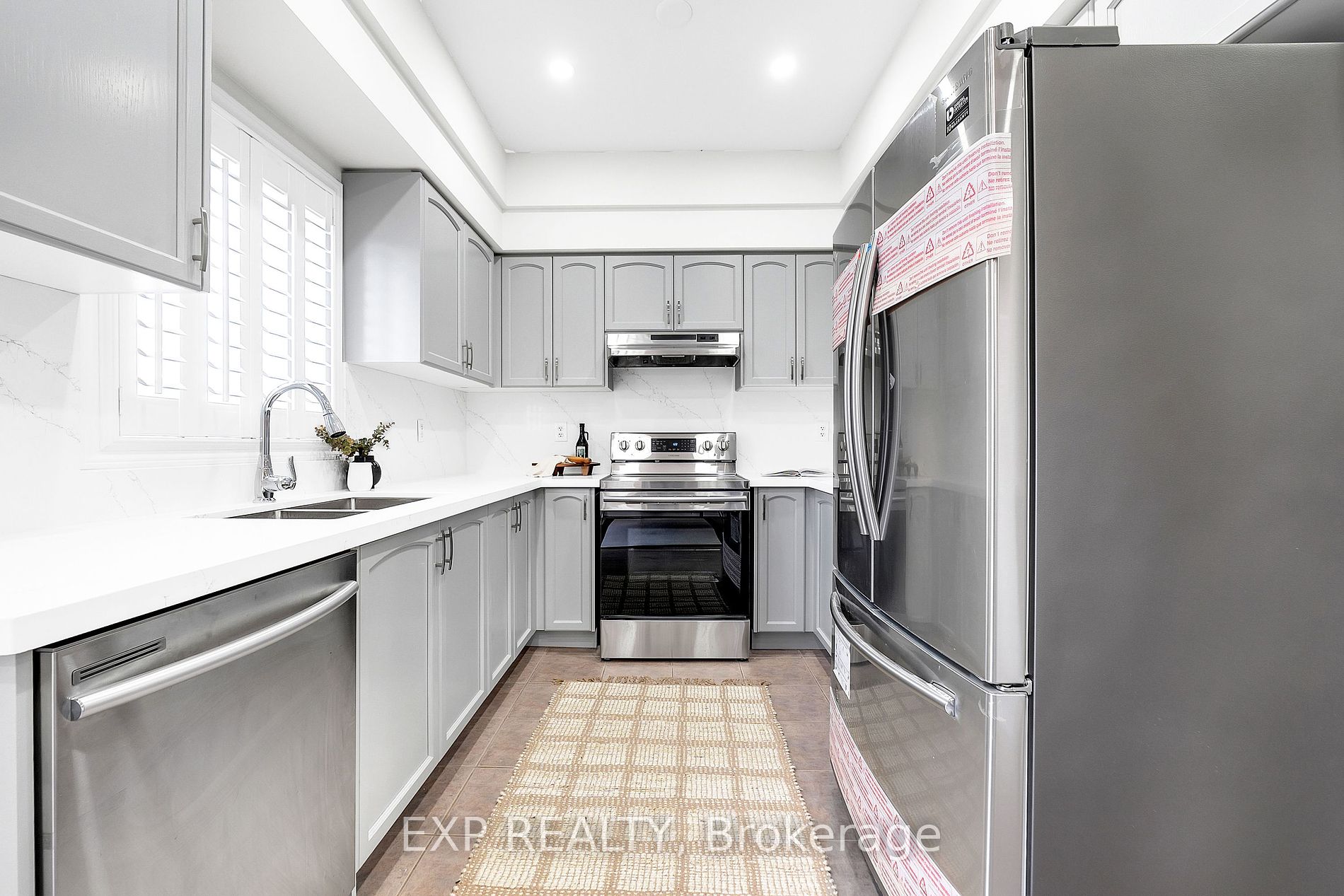183 Featherstone Rd