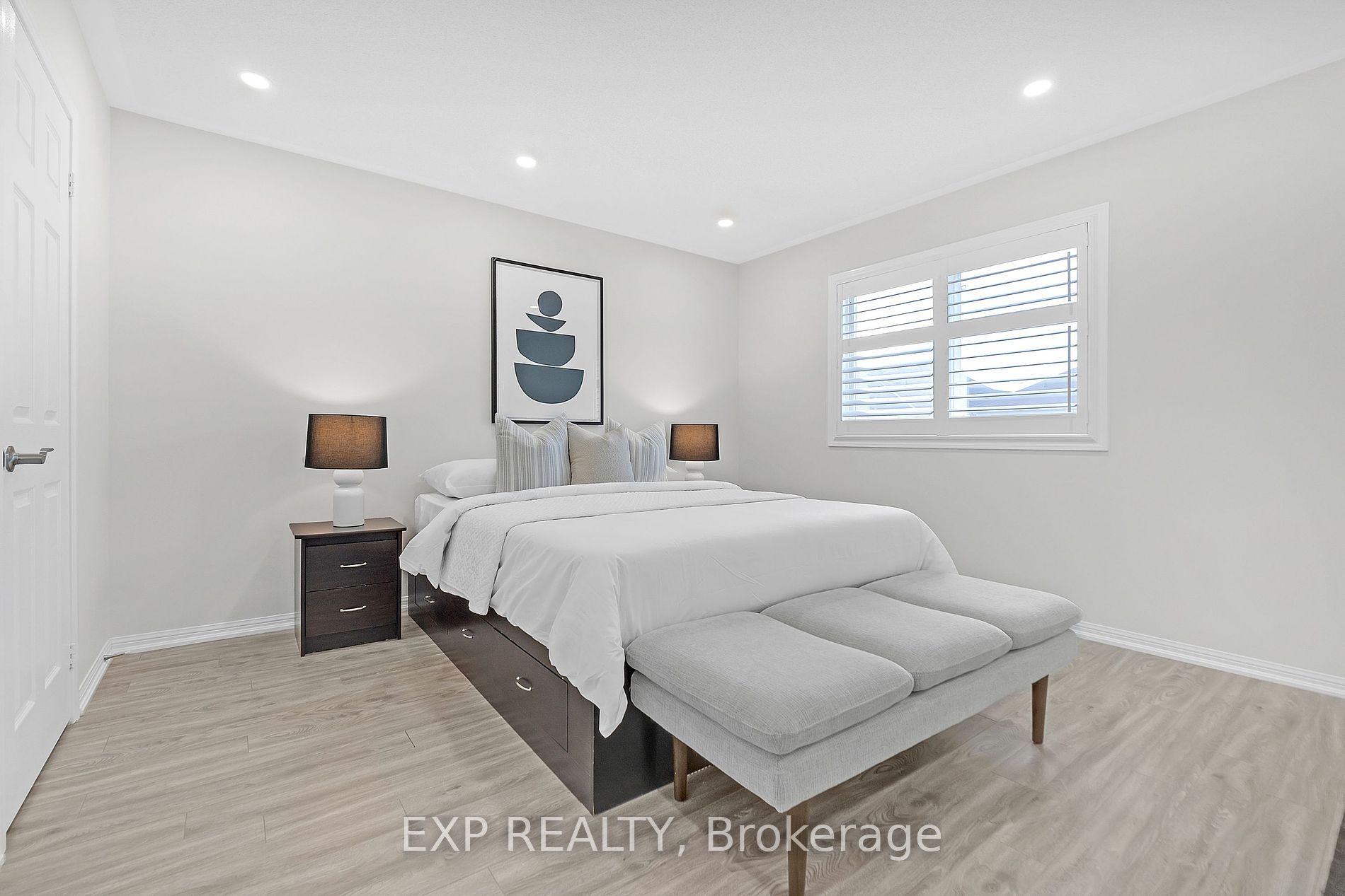 183 Featherstone Rd