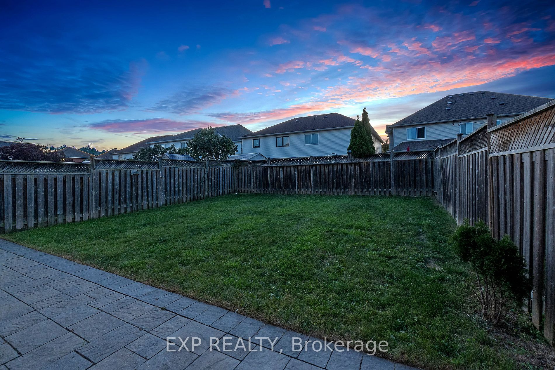 183 Featherstone Rd