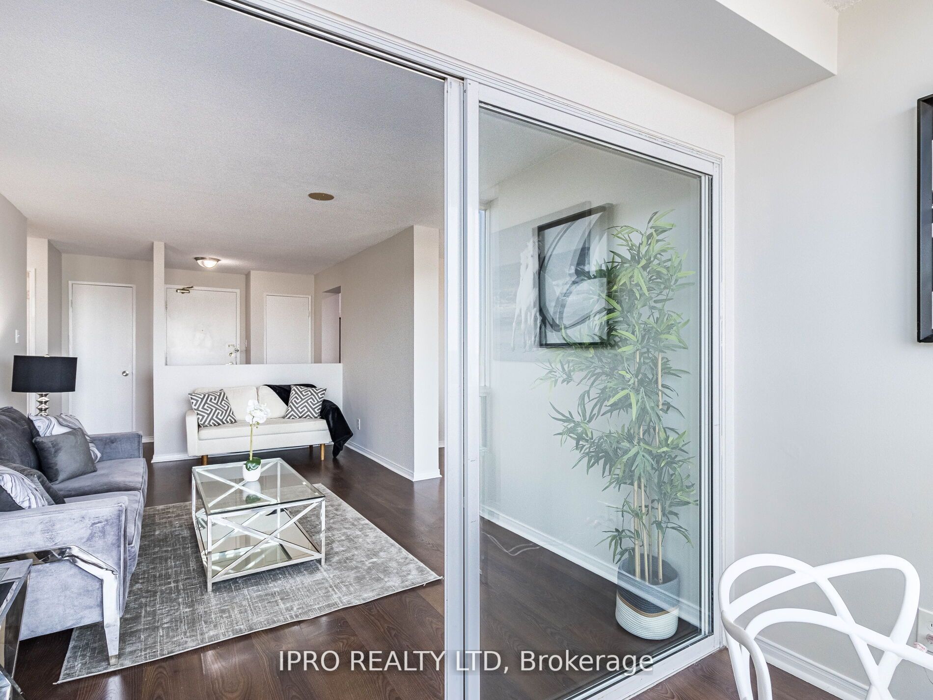 115 Hillcrest Ave, #1101