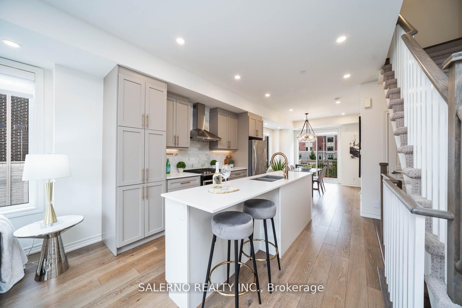 80 Eastwood Park Gdns, #1