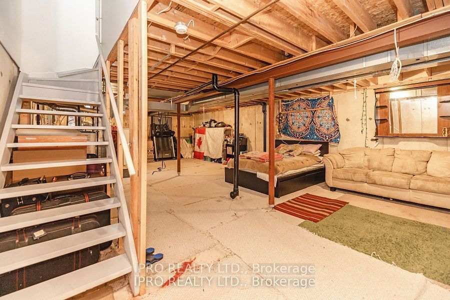2555 Thomas St, #112