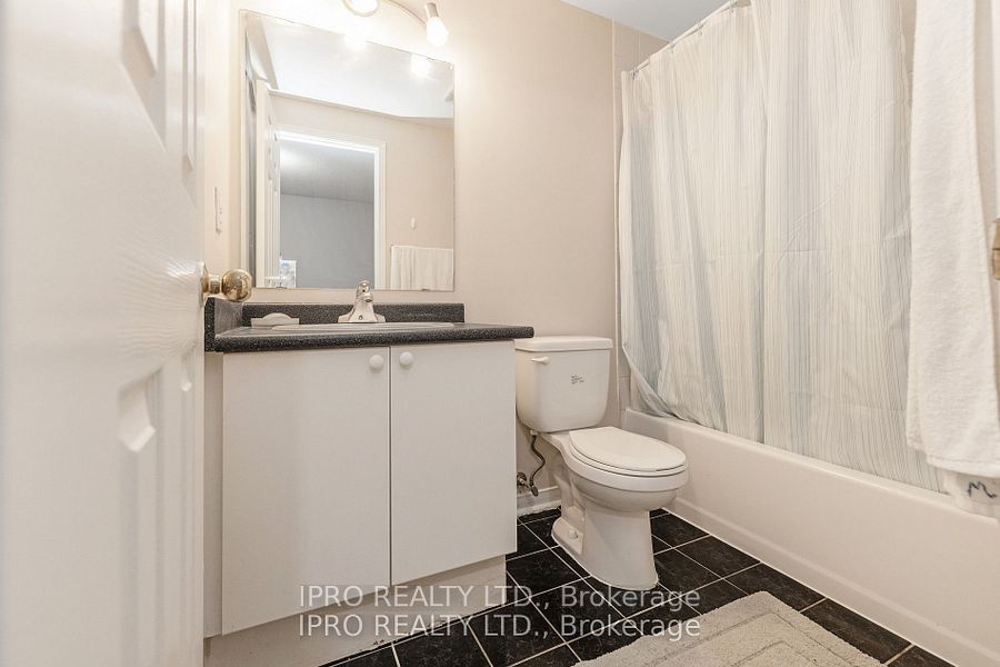2555 Thomas St, #112
