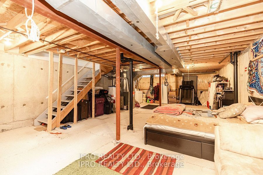 2555 Thomas St, #112