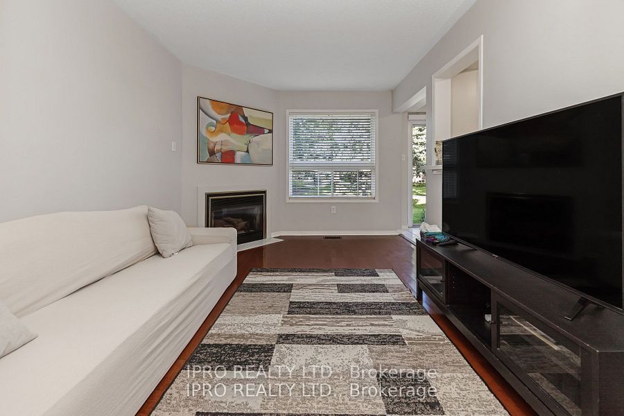 2555 Thomas St, #112