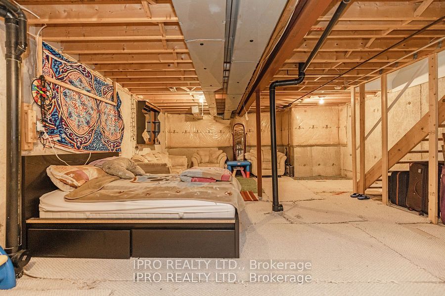 2555 Thomas St, #112