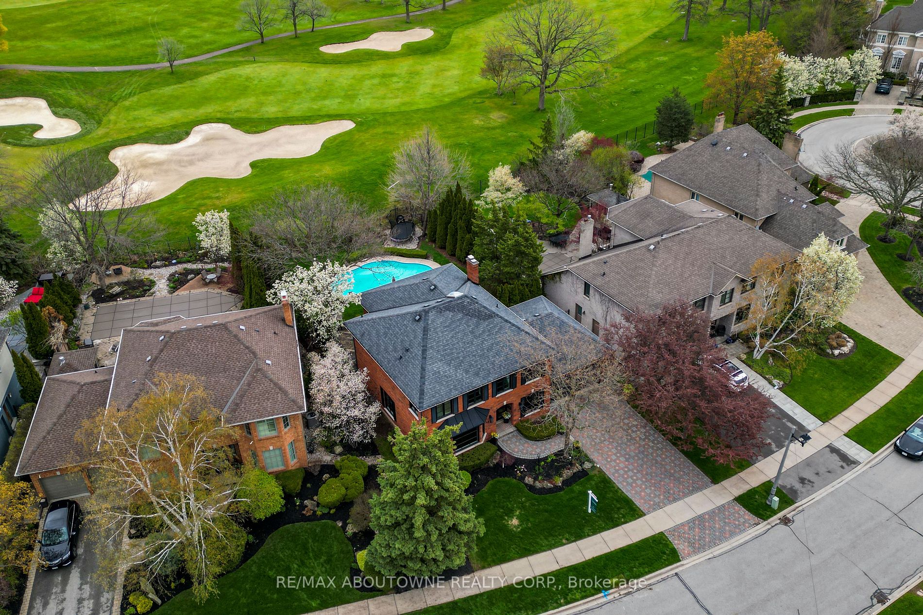1319 Greeneagle Dr