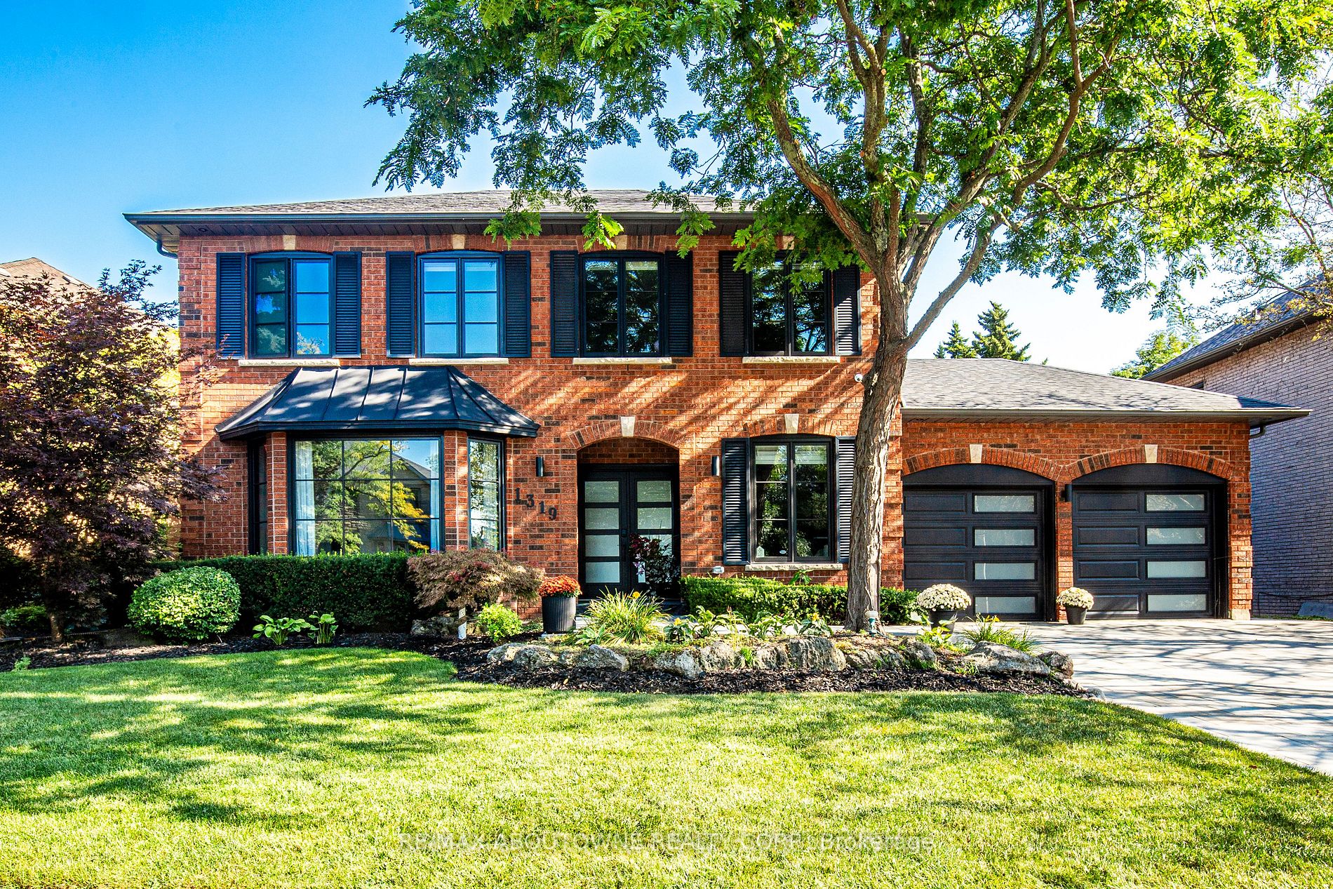 1319 Greeneagle Dr