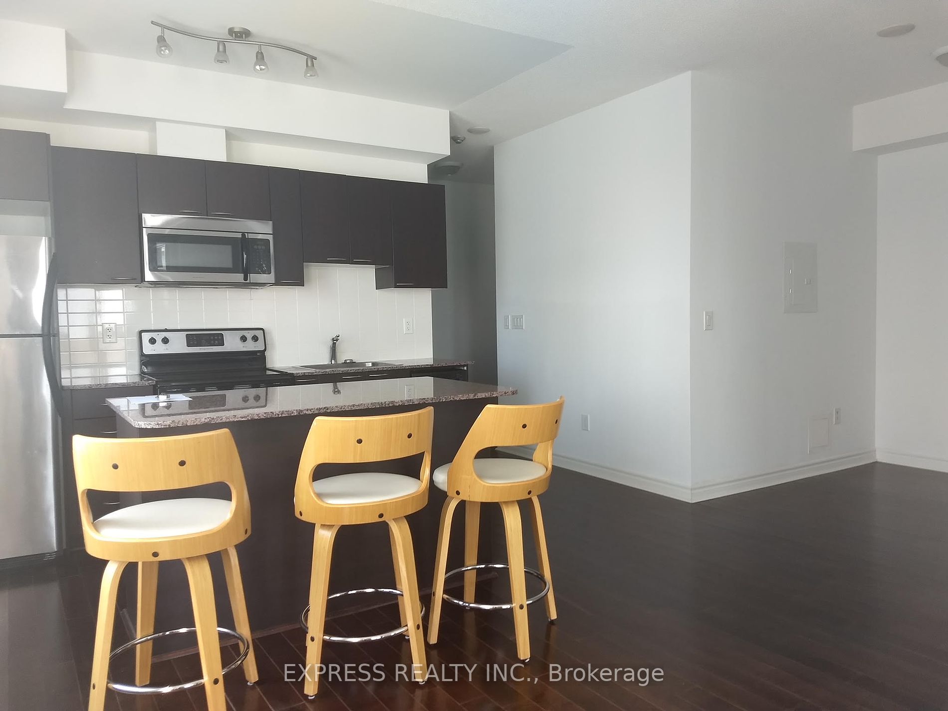 385 Prince of Wales Dr, #1605