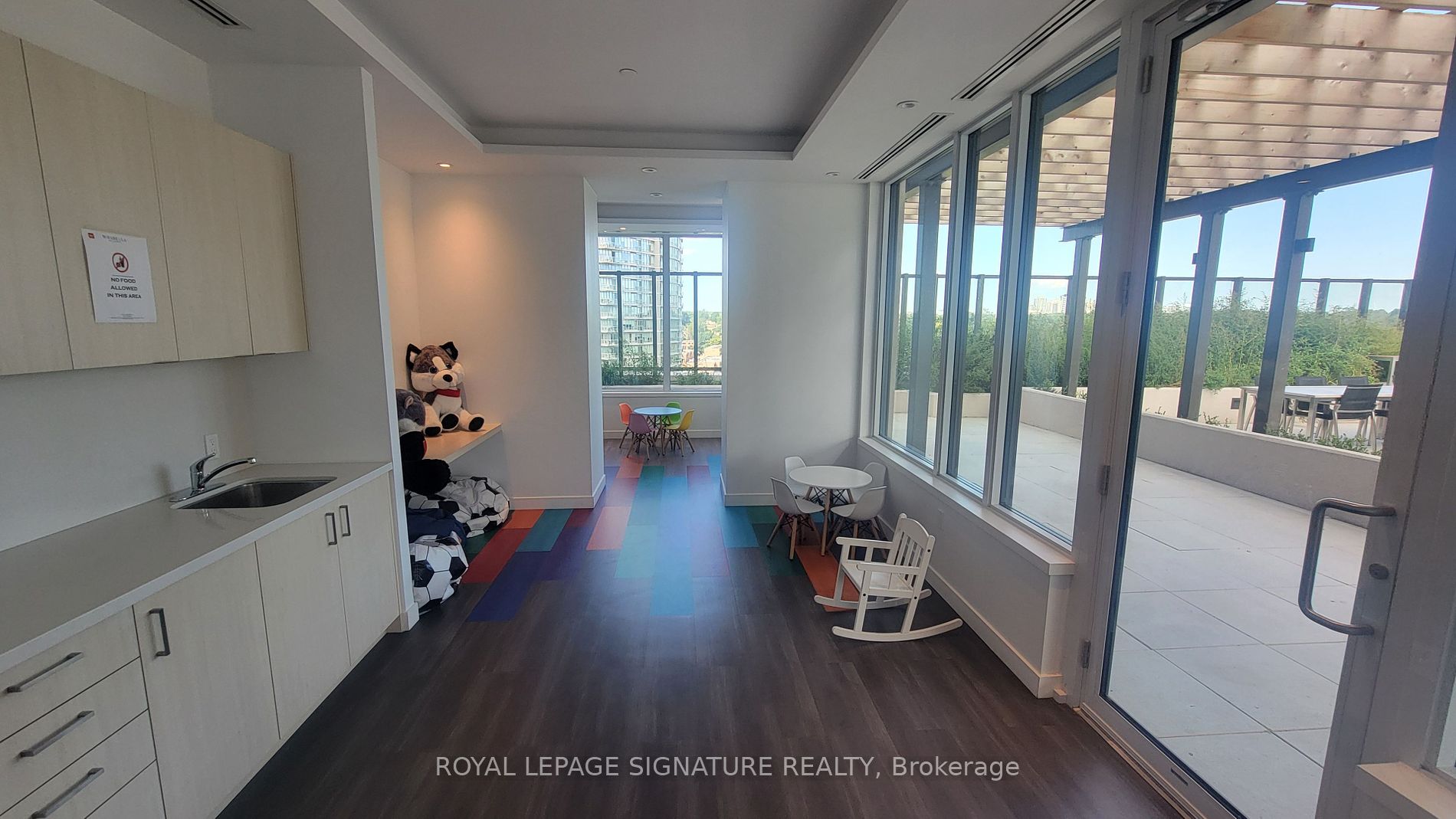 1926 Lake Shore Blvd W, #4015