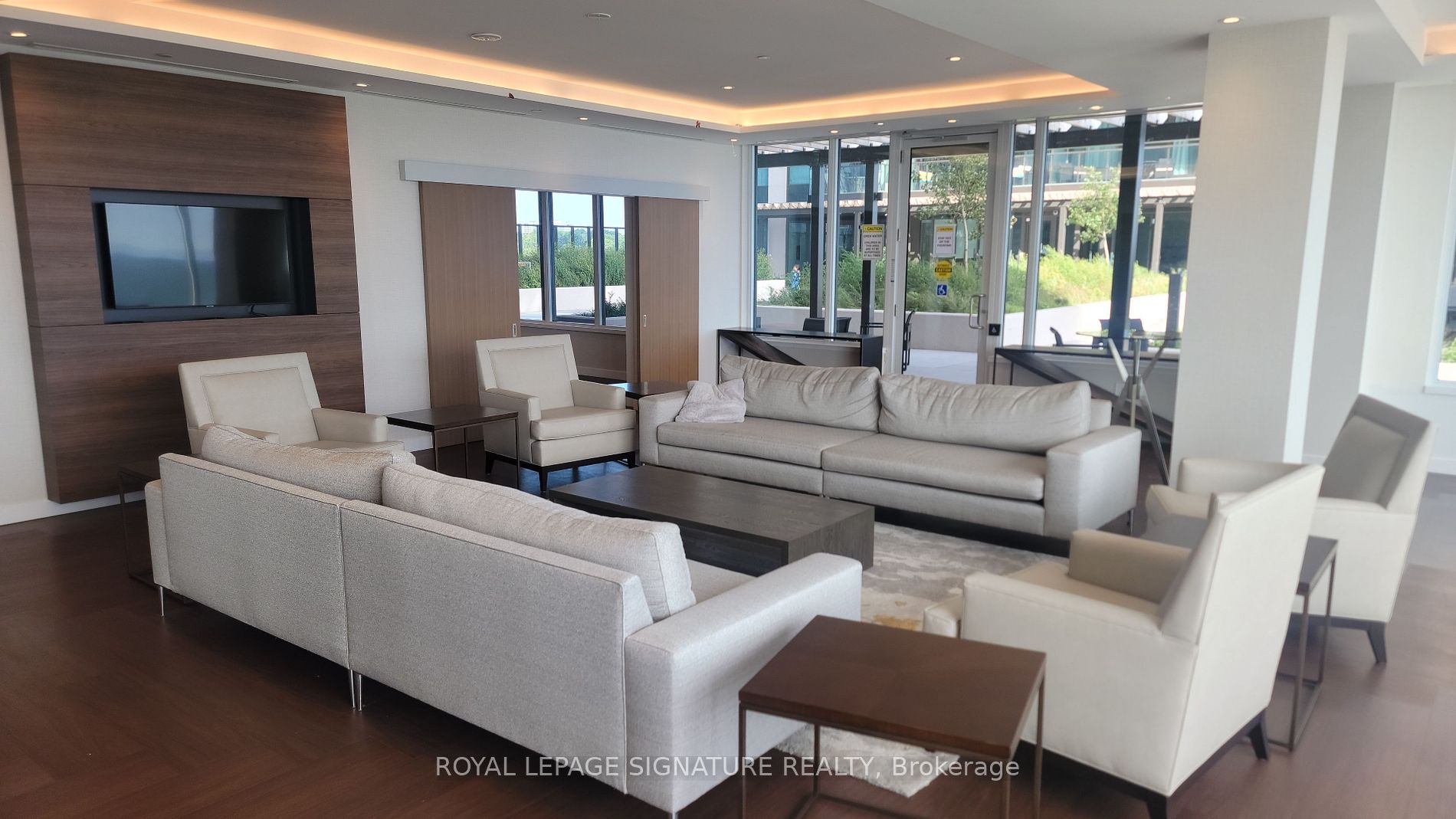 1926 Lake Shore Blvd W, #4015