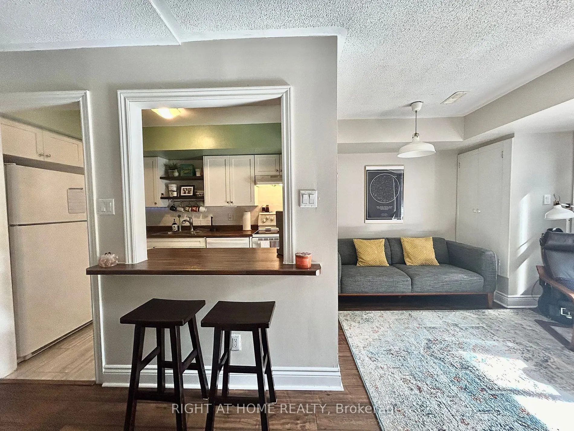54 Stewart Maclaren Rd, #56