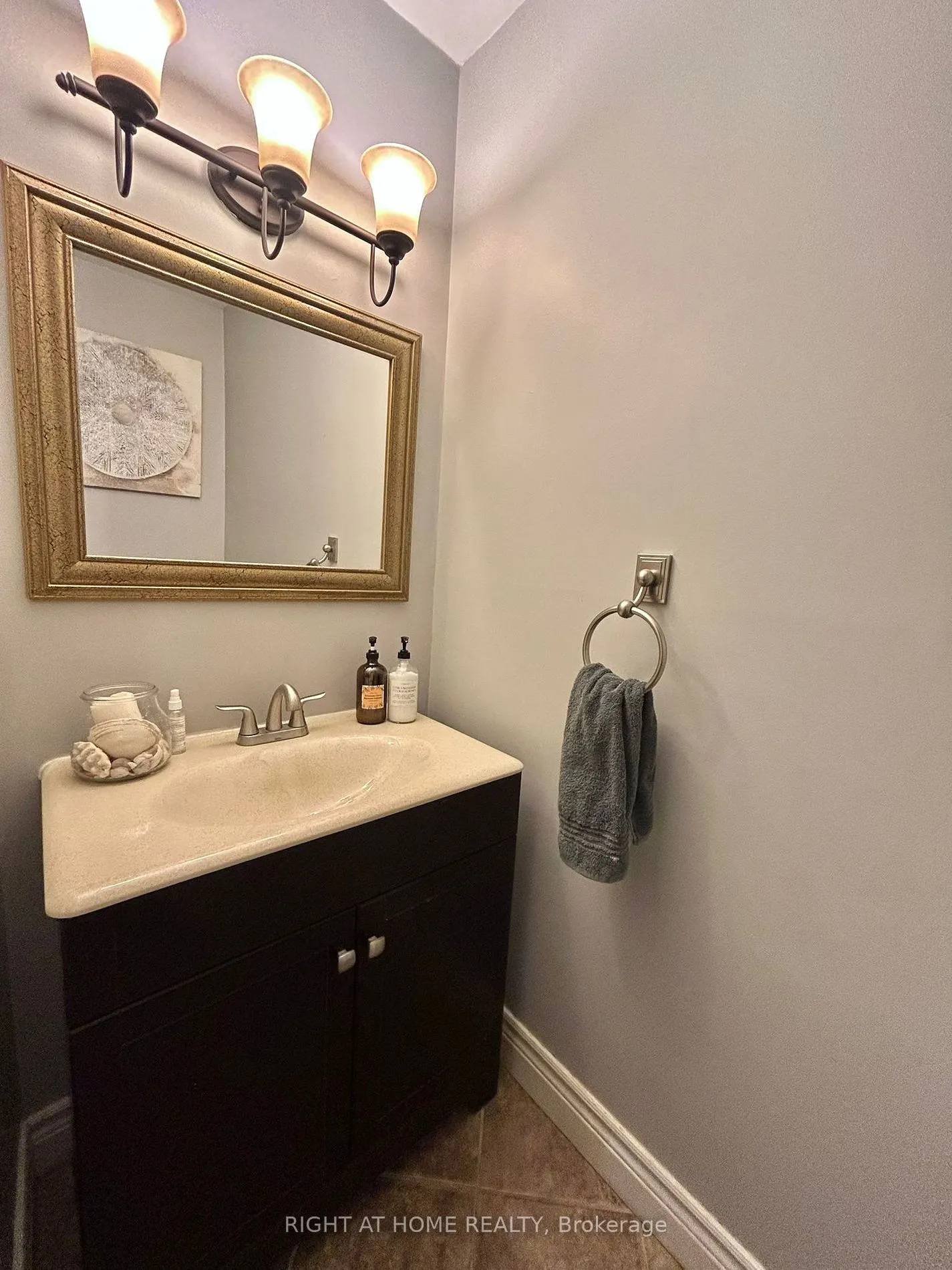 54 Stewart Maclaren Rd, #56