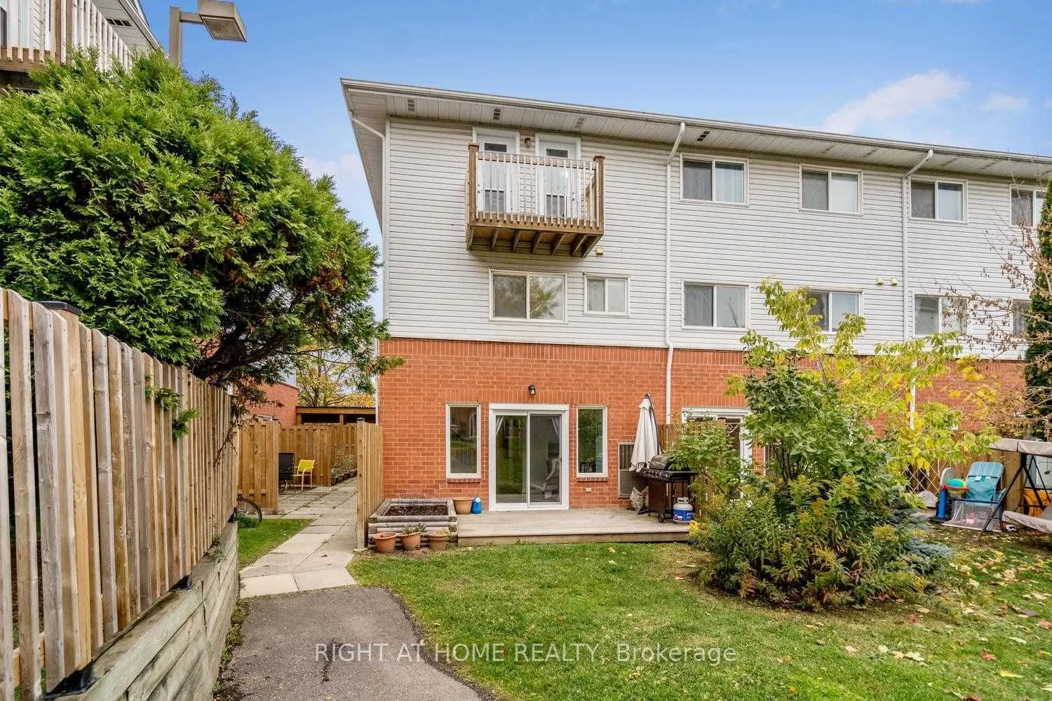 54 Stewart Maclaren Rd, #56