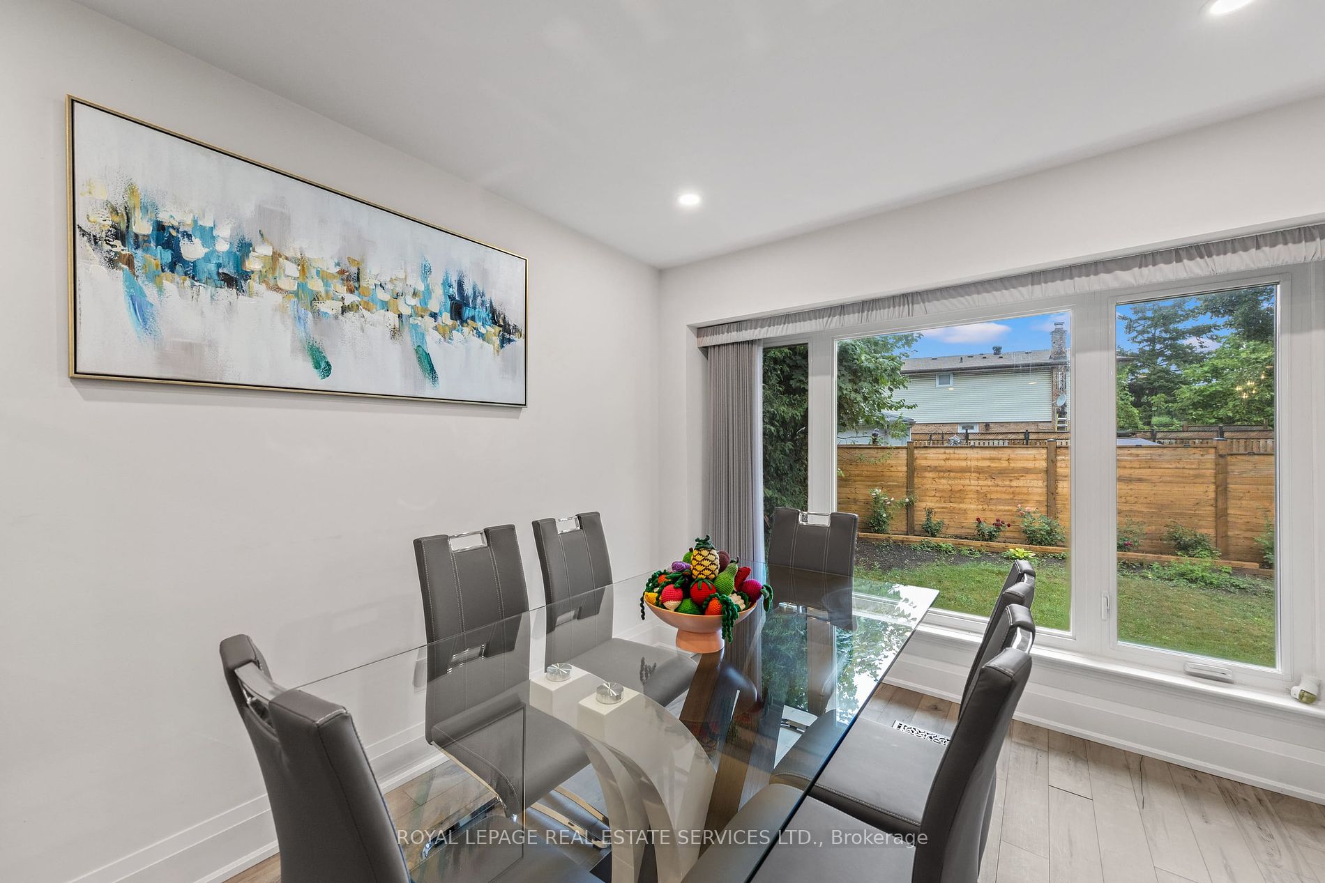 2816 Constable Rd