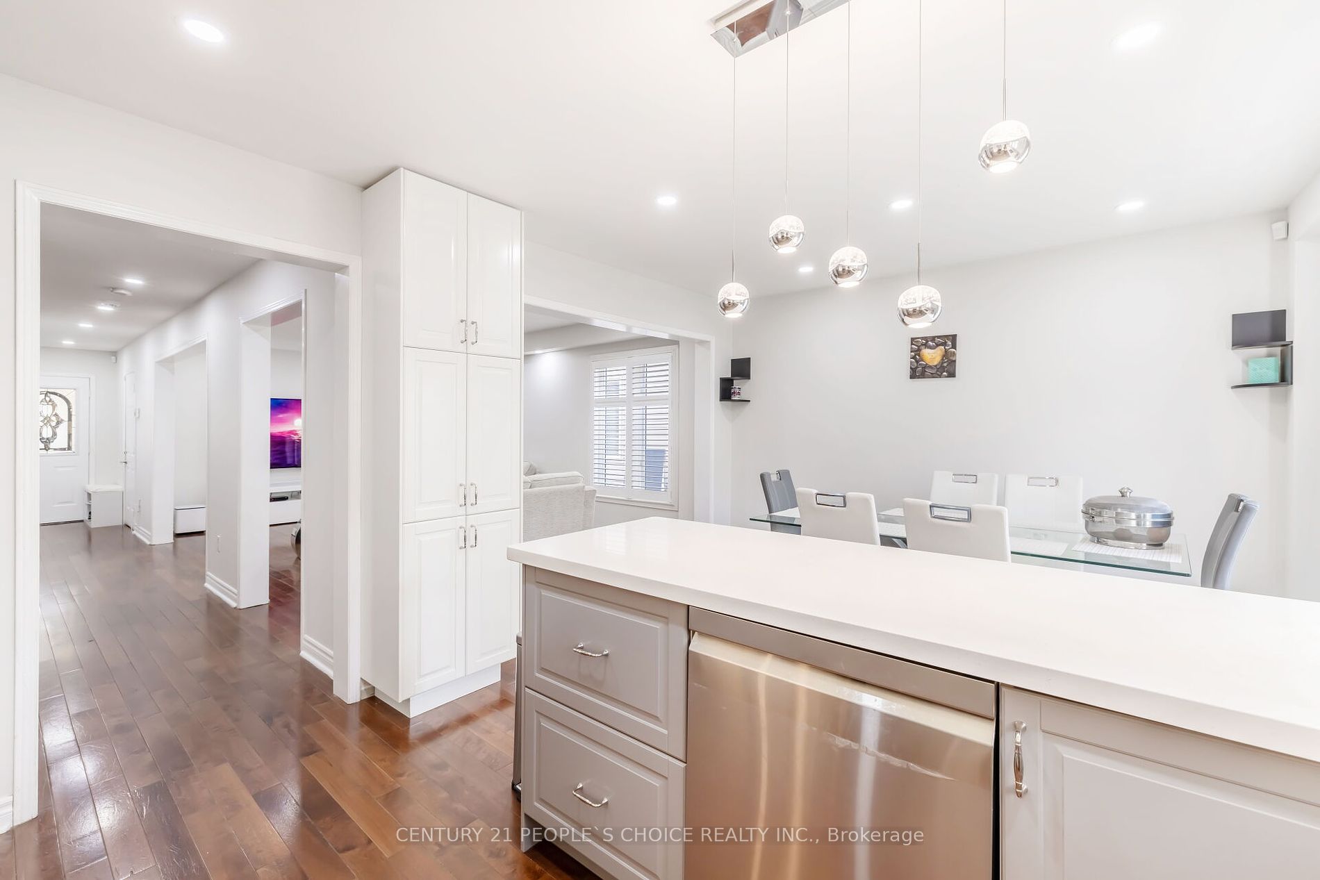 247 Featherstone Rd