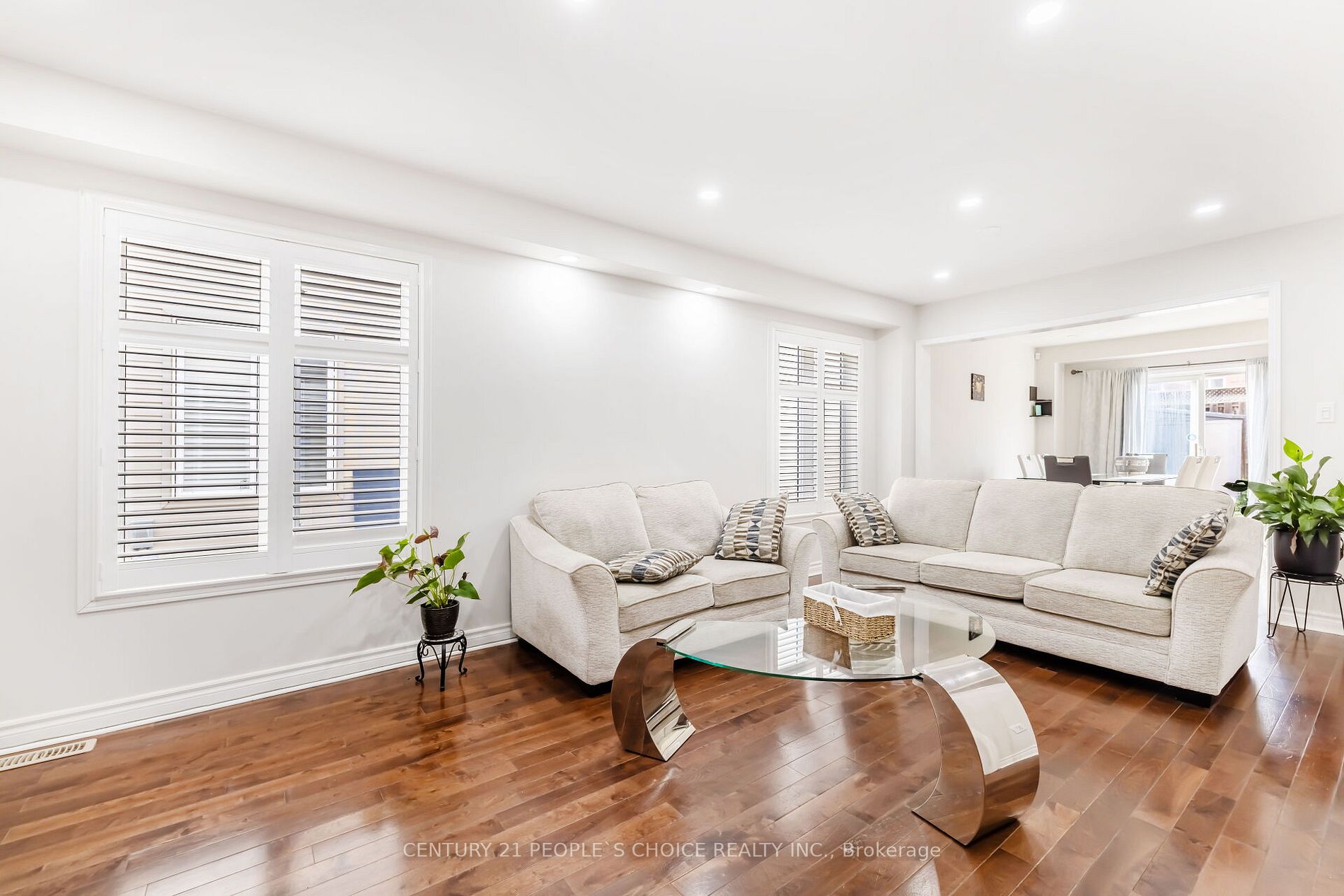 247 Featherstone Rd