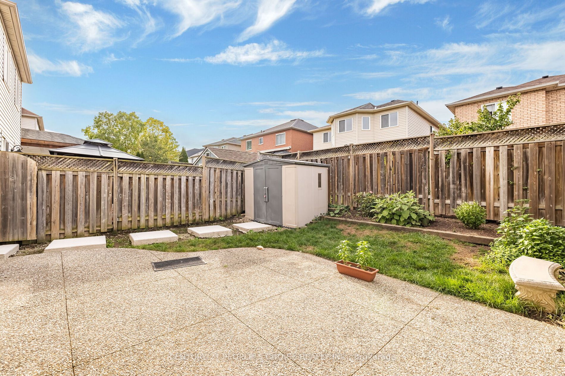247 Featherstone Rd