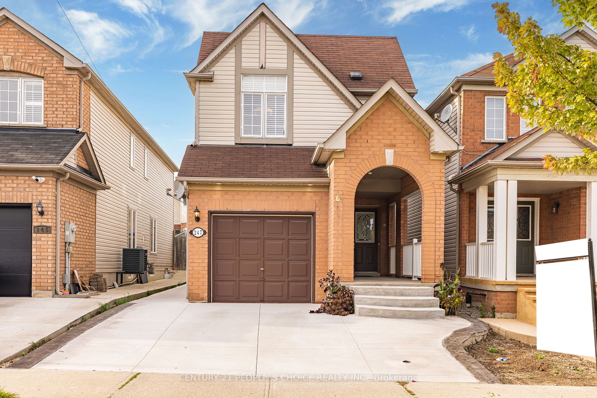 247 Featherstone Rd