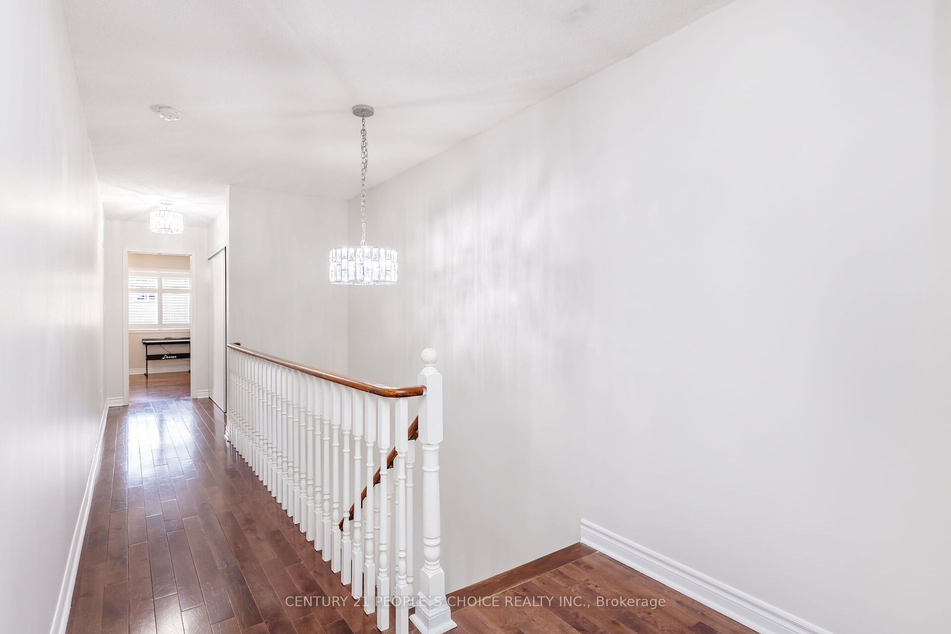 247 Featherstone Rd