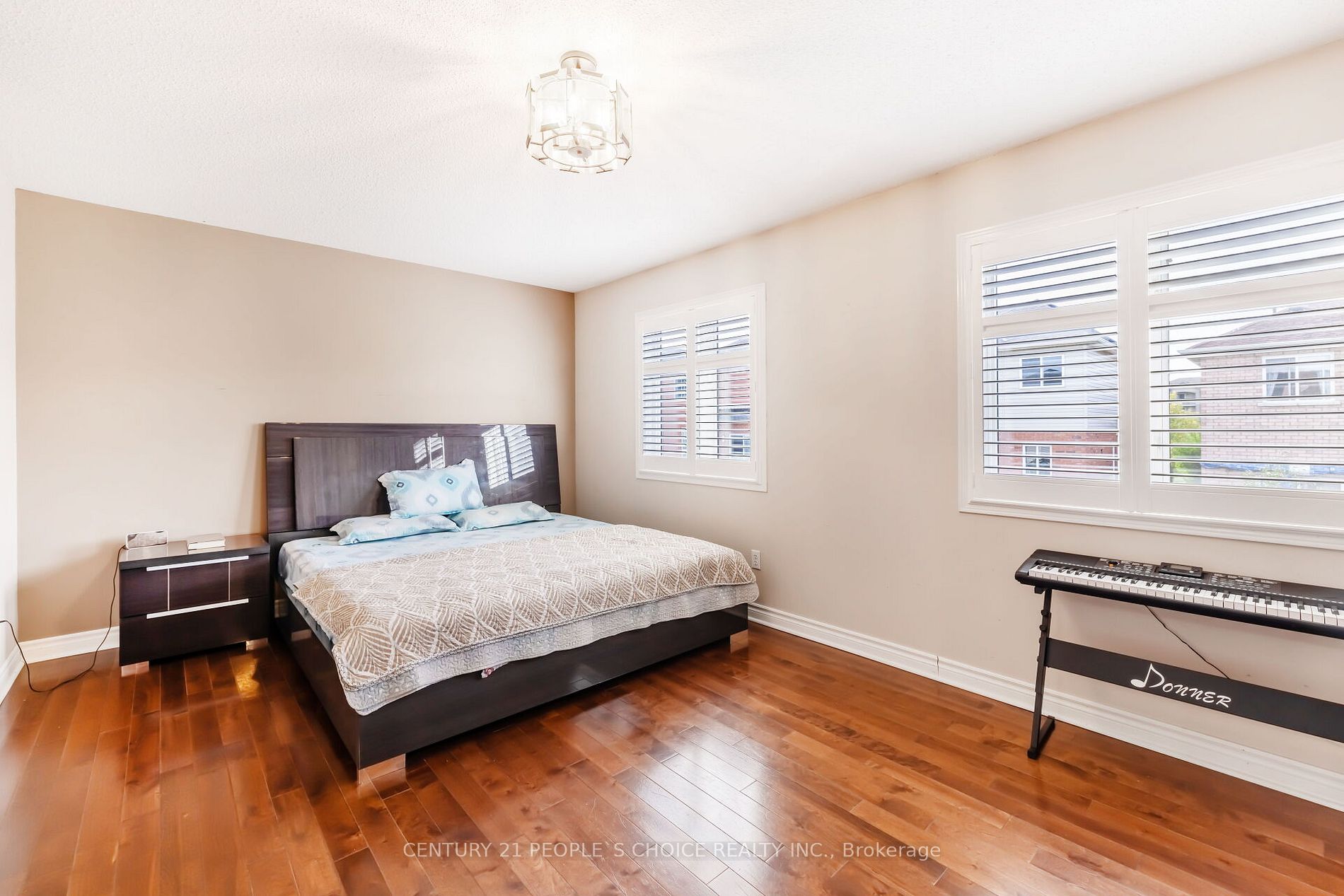 247 Featherstone Rd
