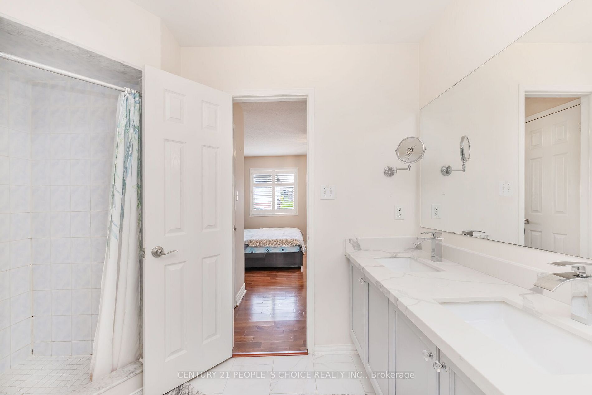 247 Featherstone Rd