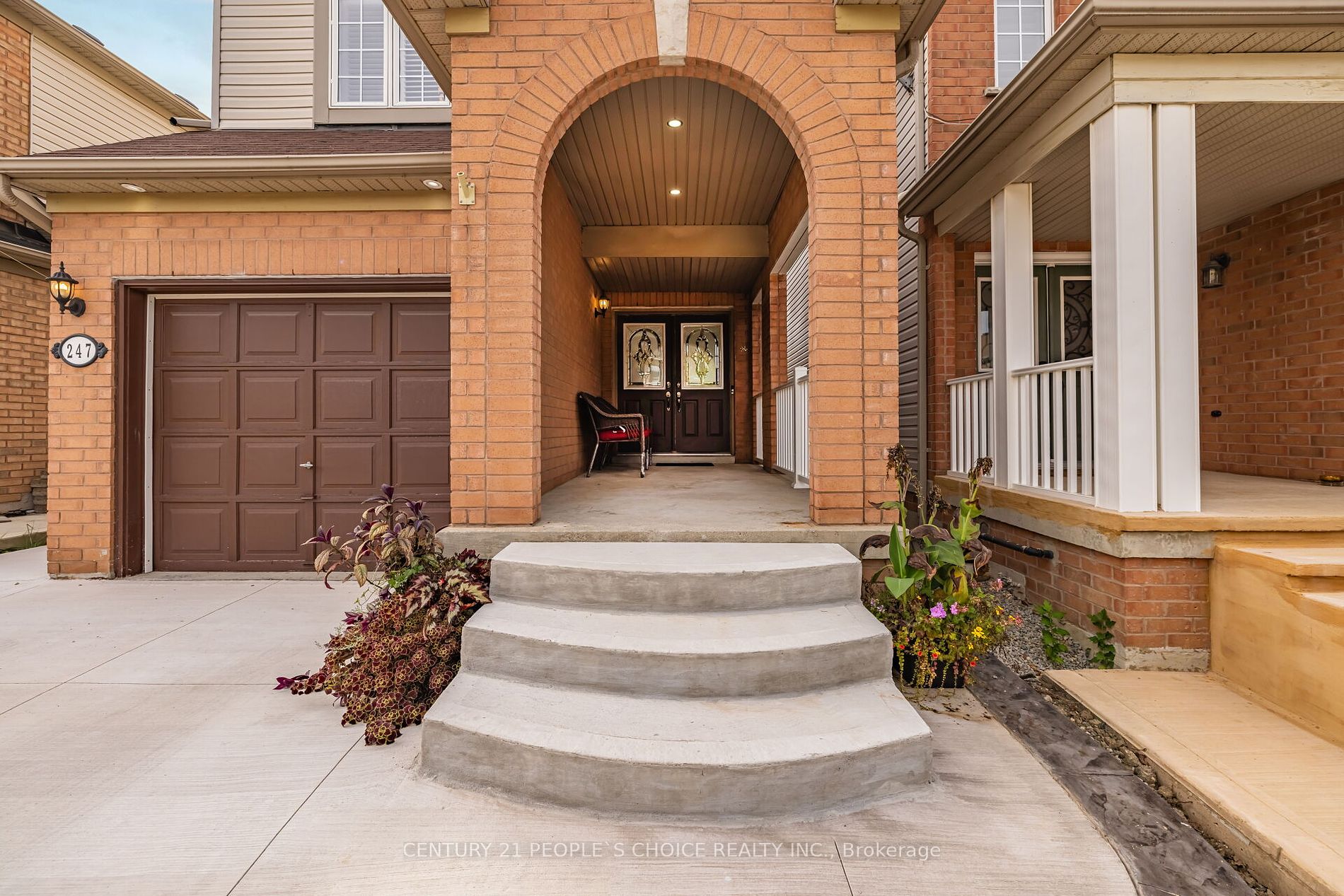 247 Featherstone Rd