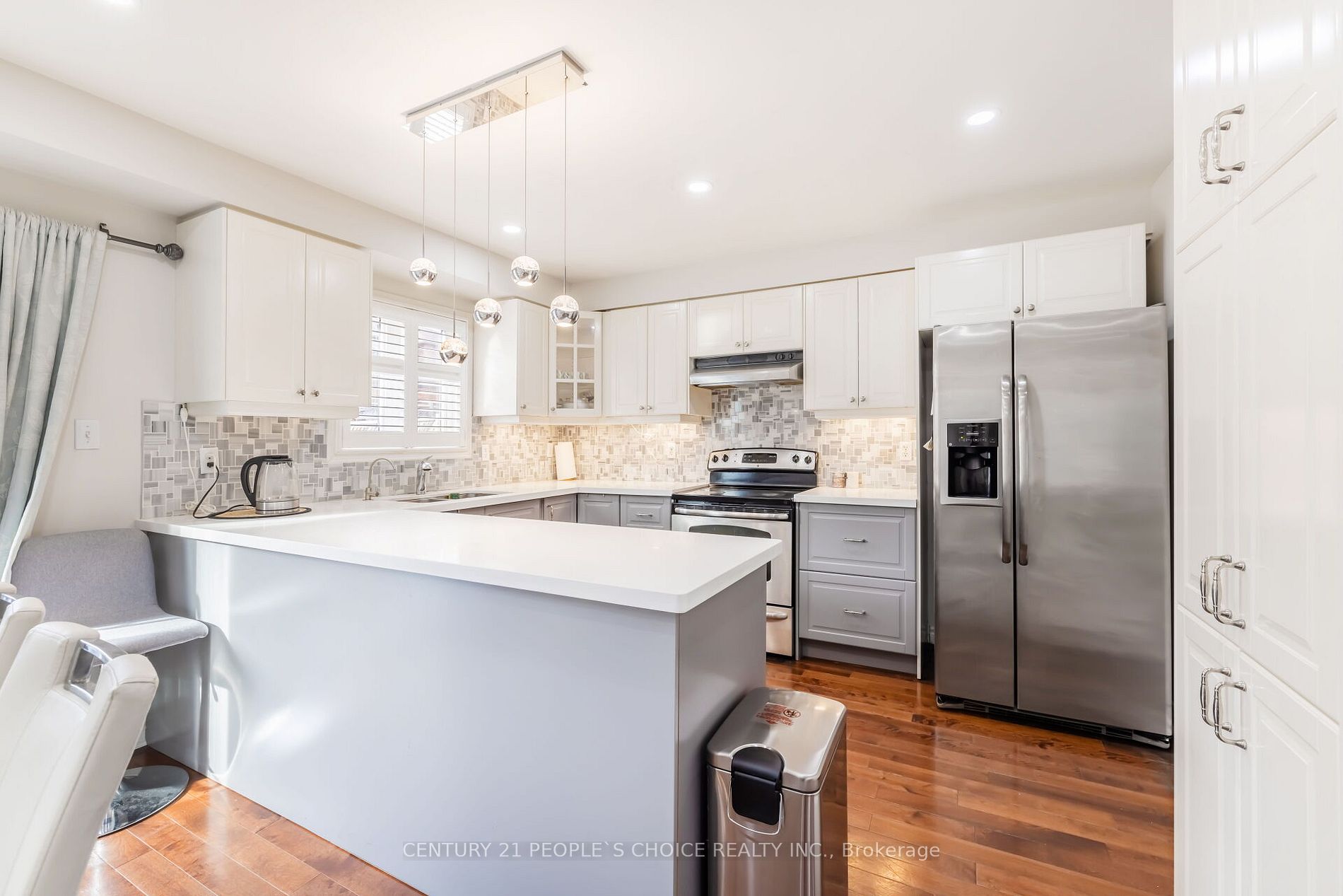 247 Featherstone Rd