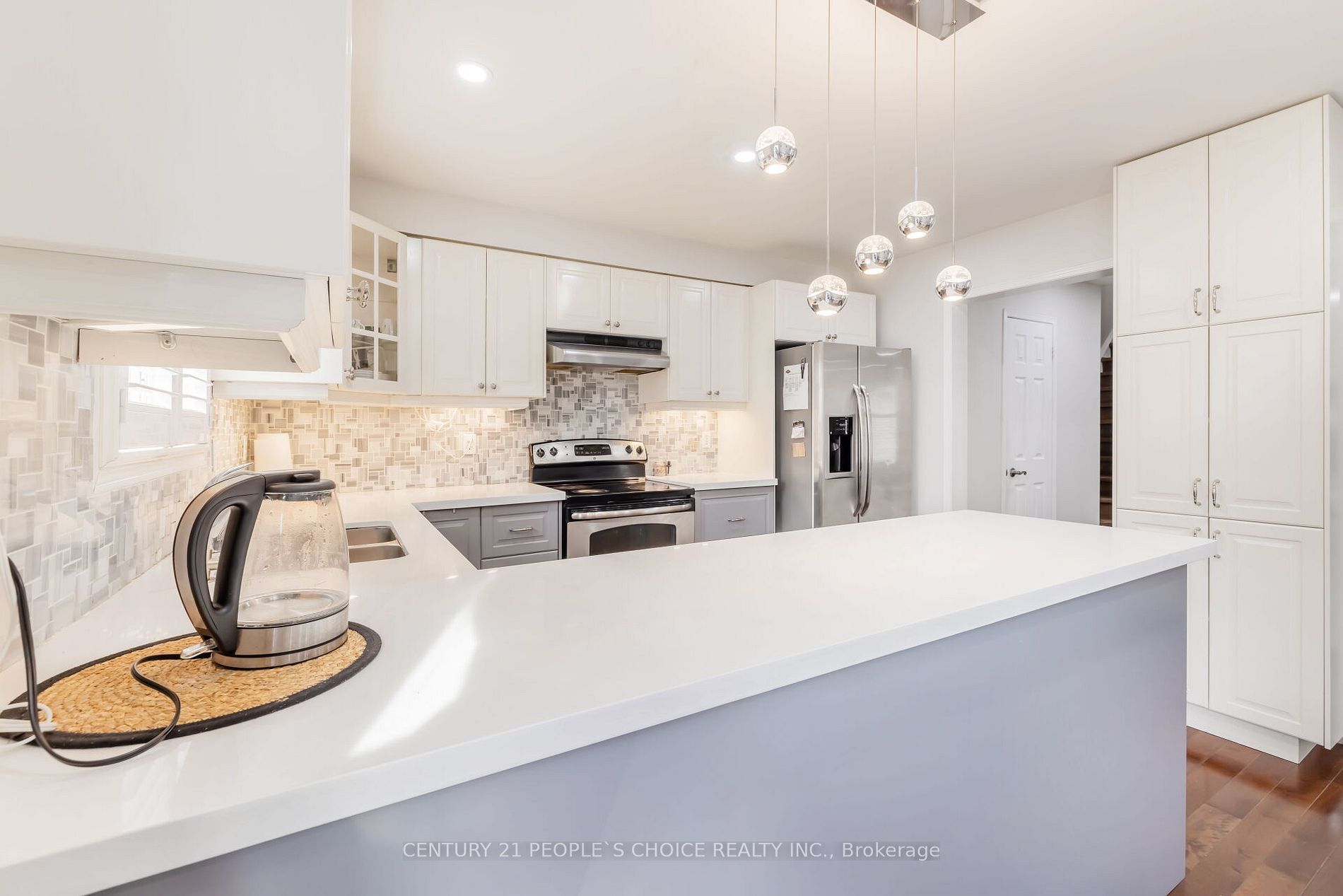 247 Featherstone Rd