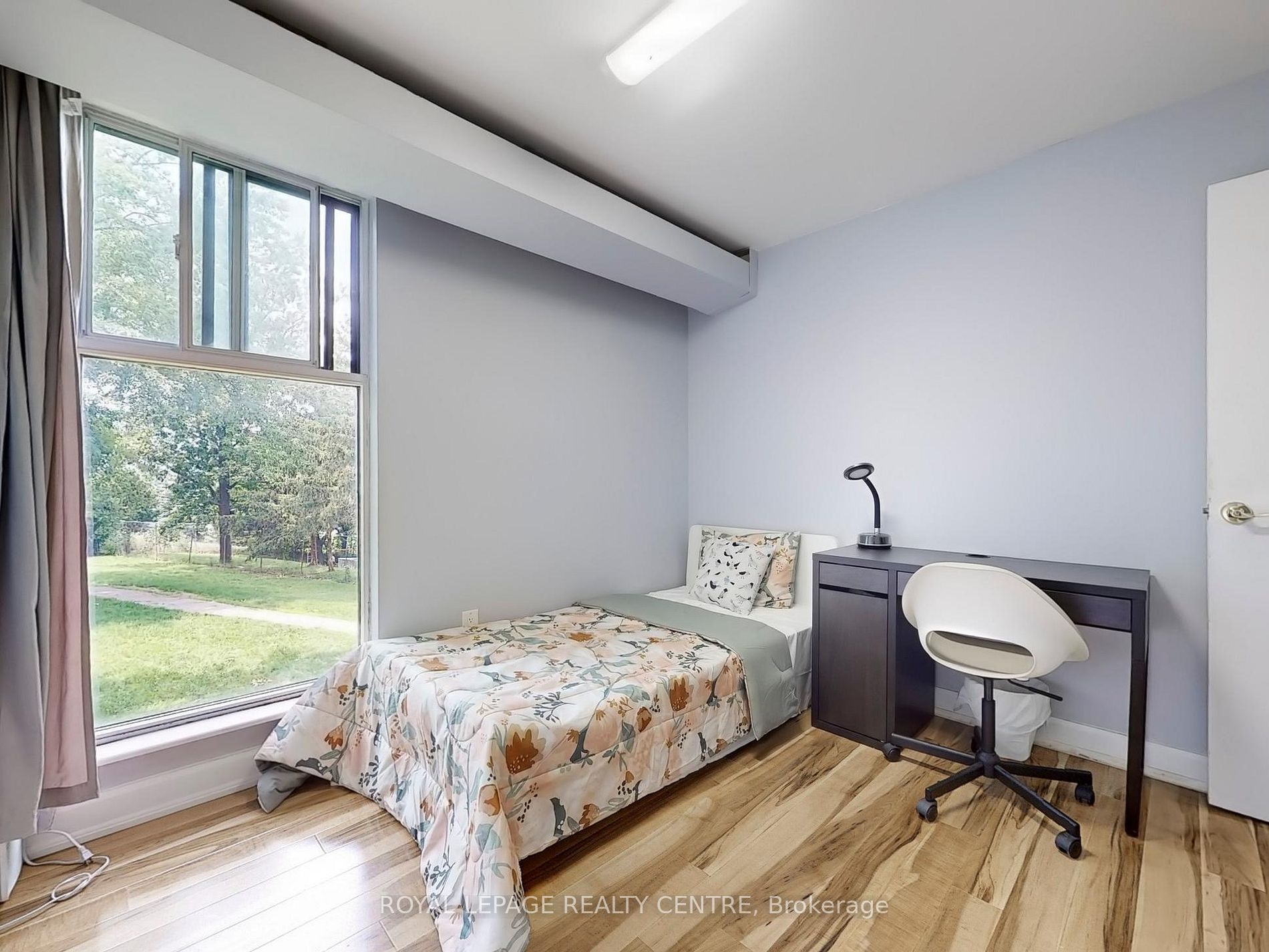 2095 Roche Crt, #127