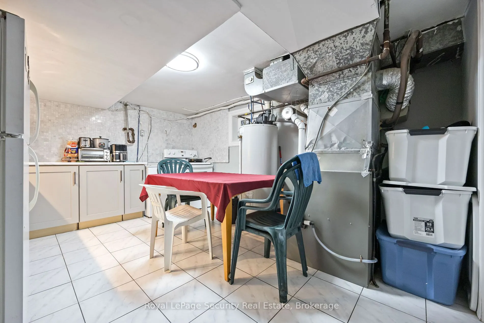 1104 Glengrove Ave