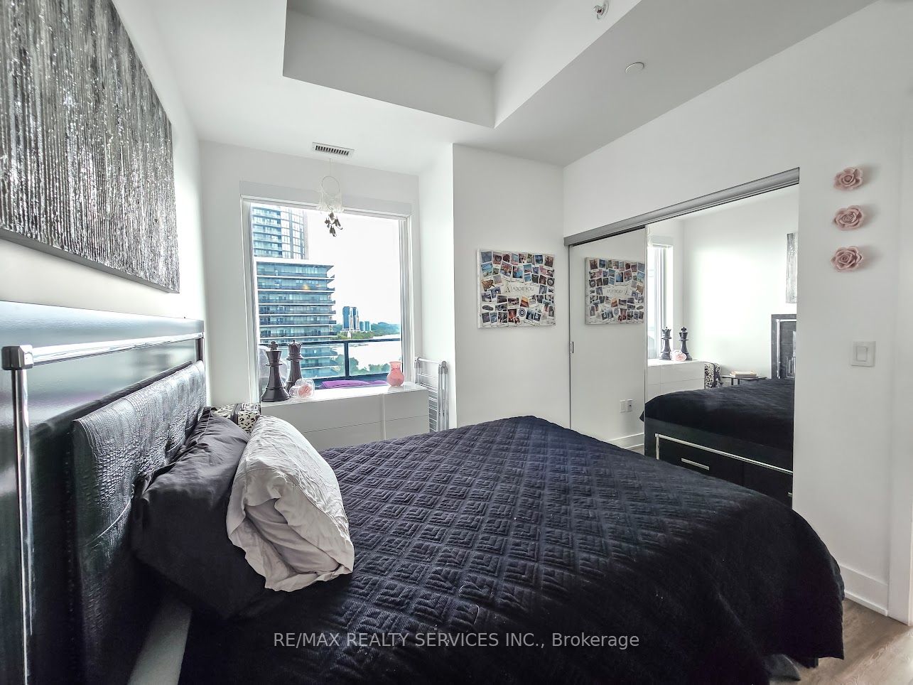 20 Shore Breeze Dr, #1107
