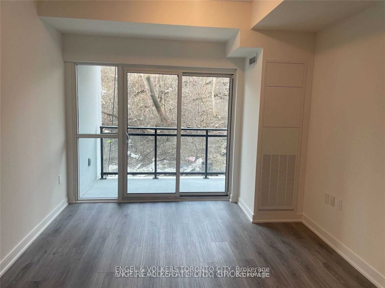 25 Neighbourhood Lane, #208