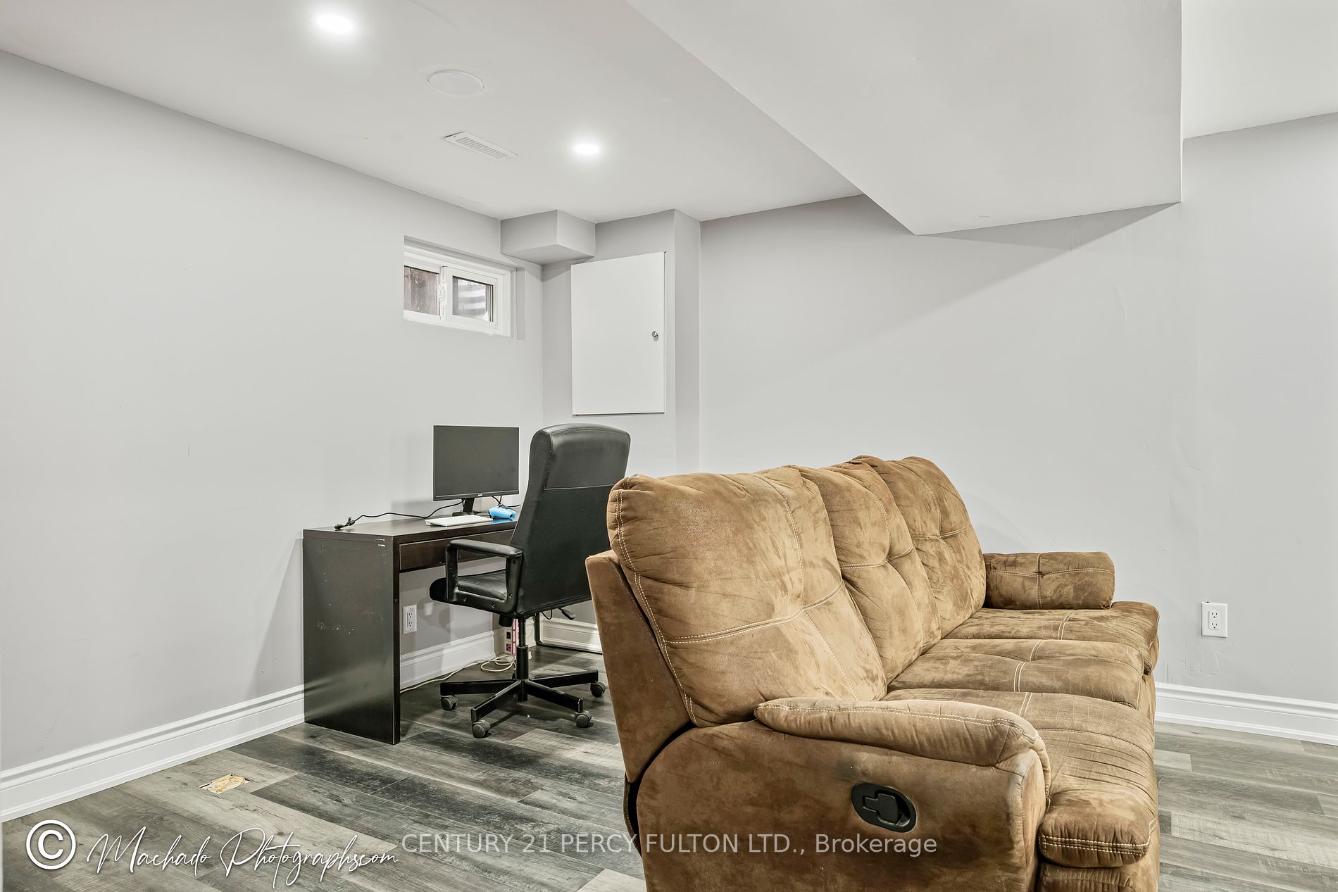 59 Kenninghall Blvd, #2