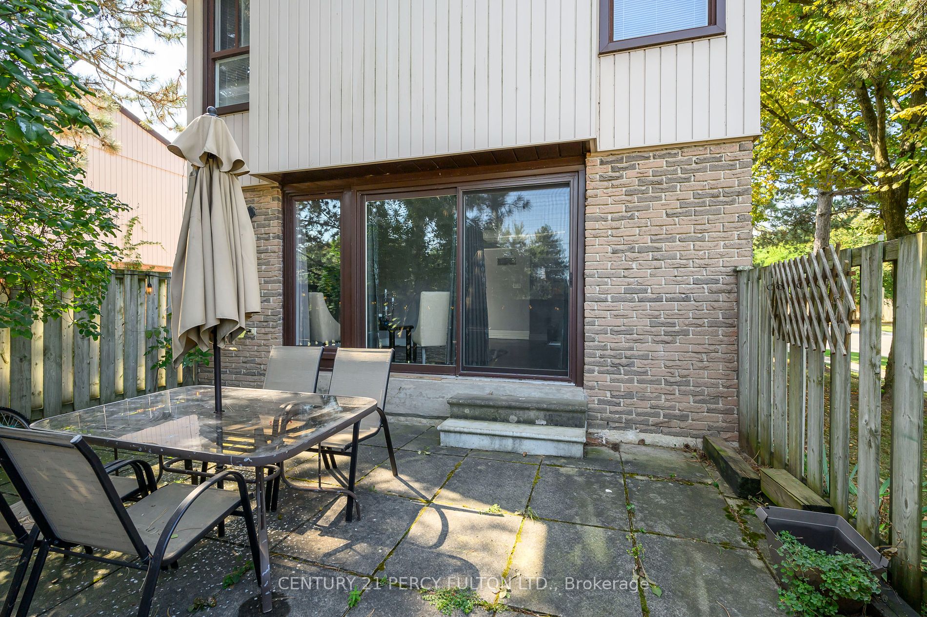 59 Kenninghall Blvd, #2